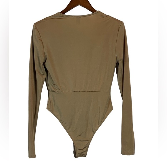 Shein Long Sleeve Tan V Neck Bodysuit - size Small / US 4 - Picture 2 of 5